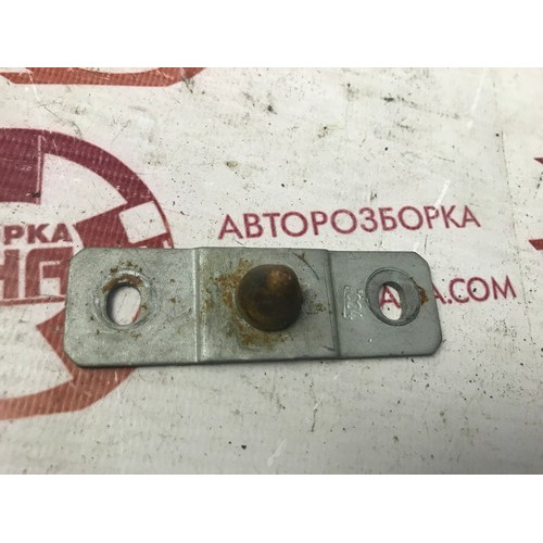 Отбойник раздвижной двери правой нижний Fiat Doblo 2006- 51716884